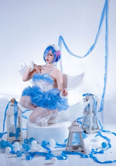 re久久就机热_剧情片完整版观看