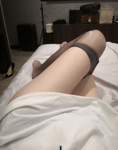 18粉嫩无码小泬无套在线观看_西瓜视频免费观看