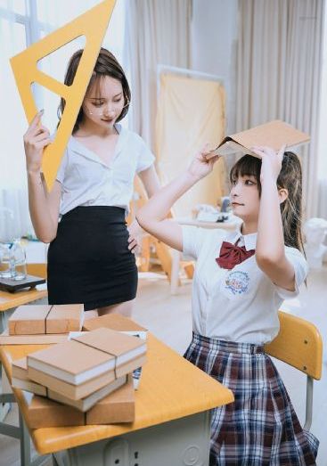 日批视频免费观看_免费观看字幕