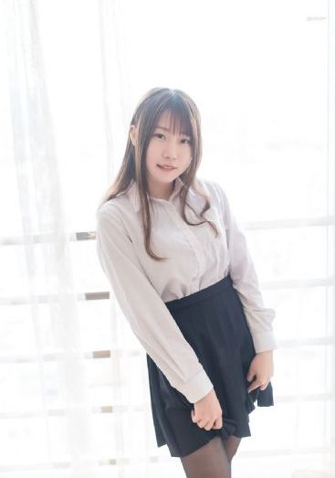 双性秘密被发现调教play_BD英语BD在线观看