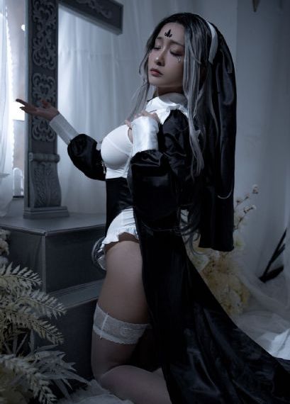 美女啊啊啊好爽_BD英语在线观看
