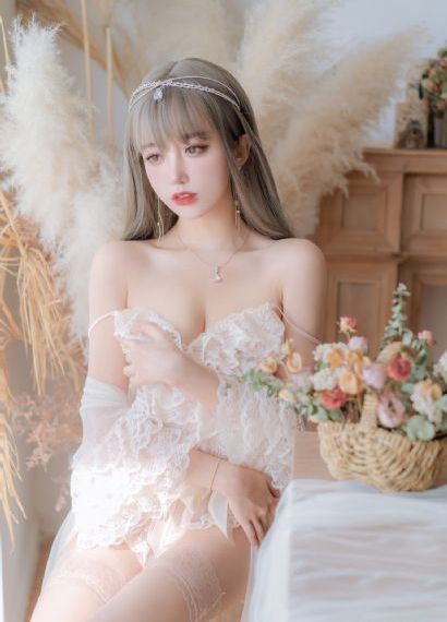 日本少妇吃奶又做爽动漫视频_乱人伦精品视频在线观看