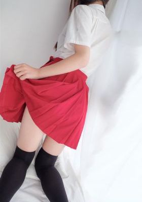 美女又黄又骚_高清完整版免费全集免费观看