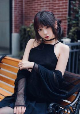 y荡学院双性调教走绳play_BD国语在线观看视频