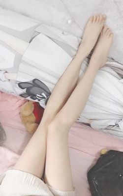 男生和女生一起擦擦很疼痛的游戏_BD韩语免费在线播放