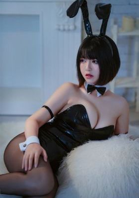 都市激情之尤物_迅雷1080