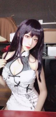 享受少妇老师雪白丰满的肉体视频_BD免费在线播放