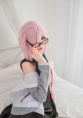 后λ式美女后λ式动态图_1080超清免费观看
